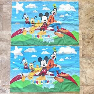 Disney Mickey Mouse Clubhouse Pillow Case Cover "Playground Pals" Goofy Set Of 2